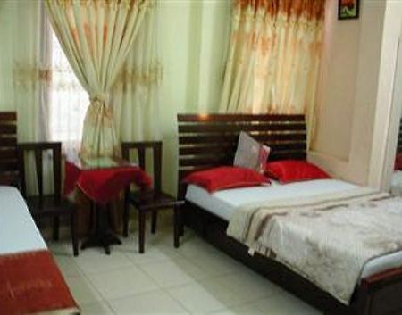 Huong Sen Hotel 2 Ανόι Δωμάτιο φωτογραφία